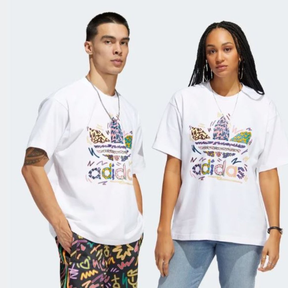 LOVE UNITES TREFOIL TEE (GENDER NEUTRAL)